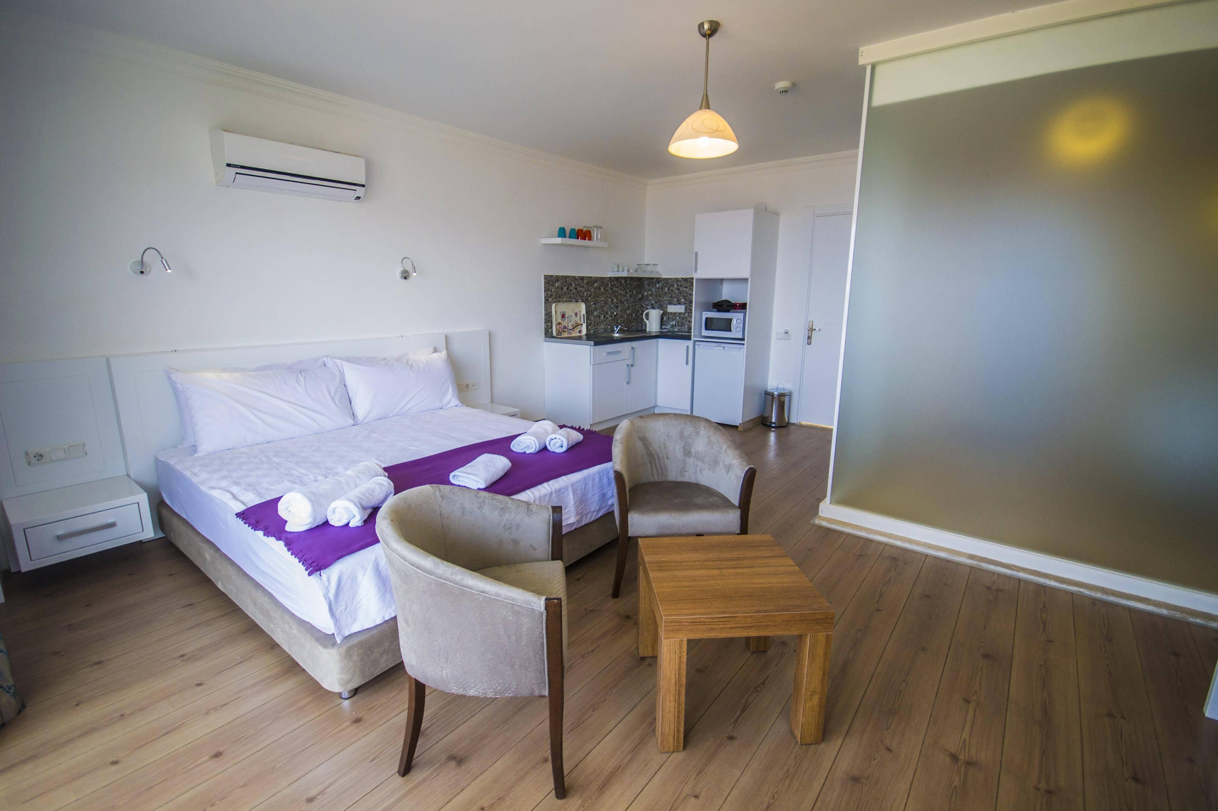 Kelebek Studio Apartments Kalkan Buitenkant foto